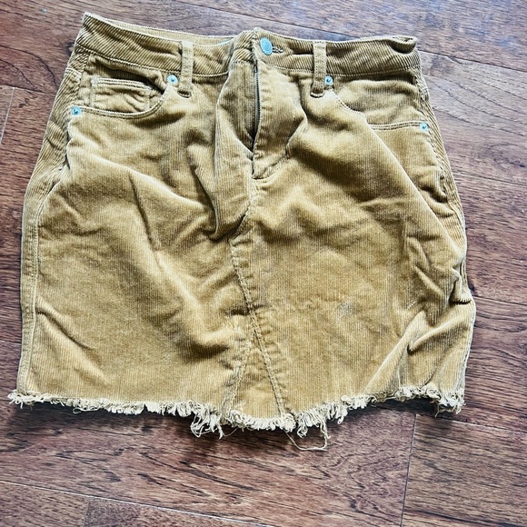 Tan corduroy cut off short skirt size medium - Picture 1 of 2